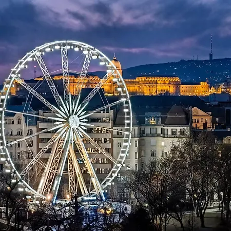 Comfy Luxury With 2 In The Centre Aa Budapeşte